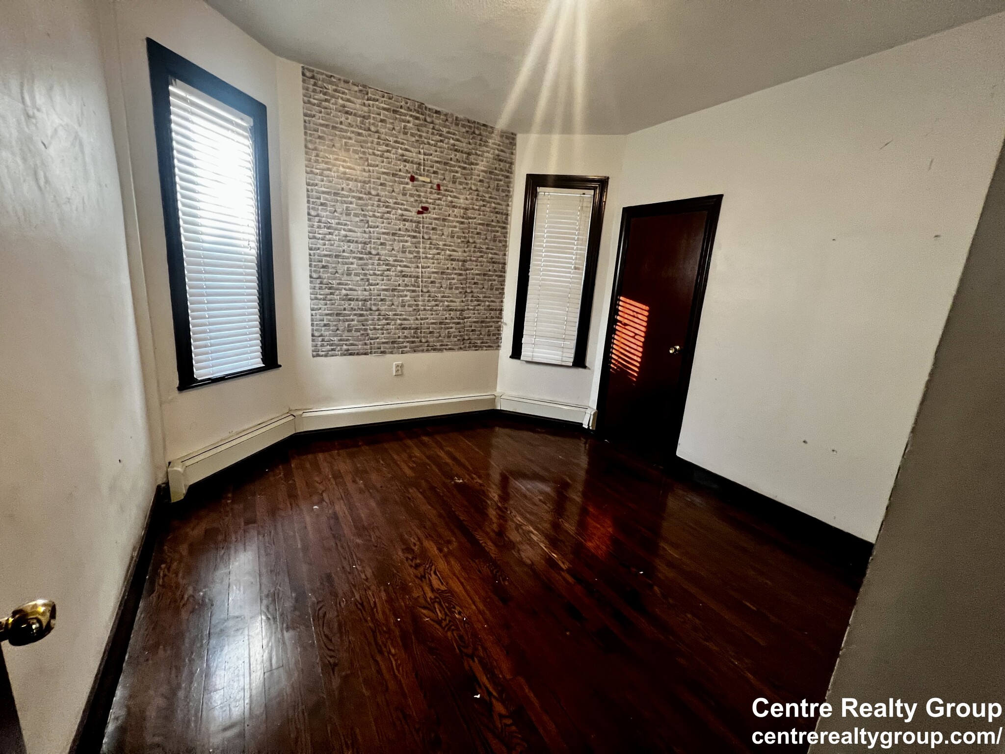 58 Mozart St, Jamaica Plain