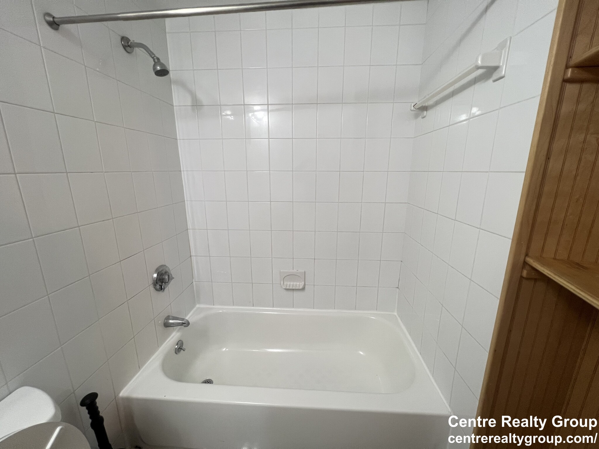 3 bed, 1 bath apartment for rent at 257 Charles St Unit 3, Banks Square — photo 16 of 20