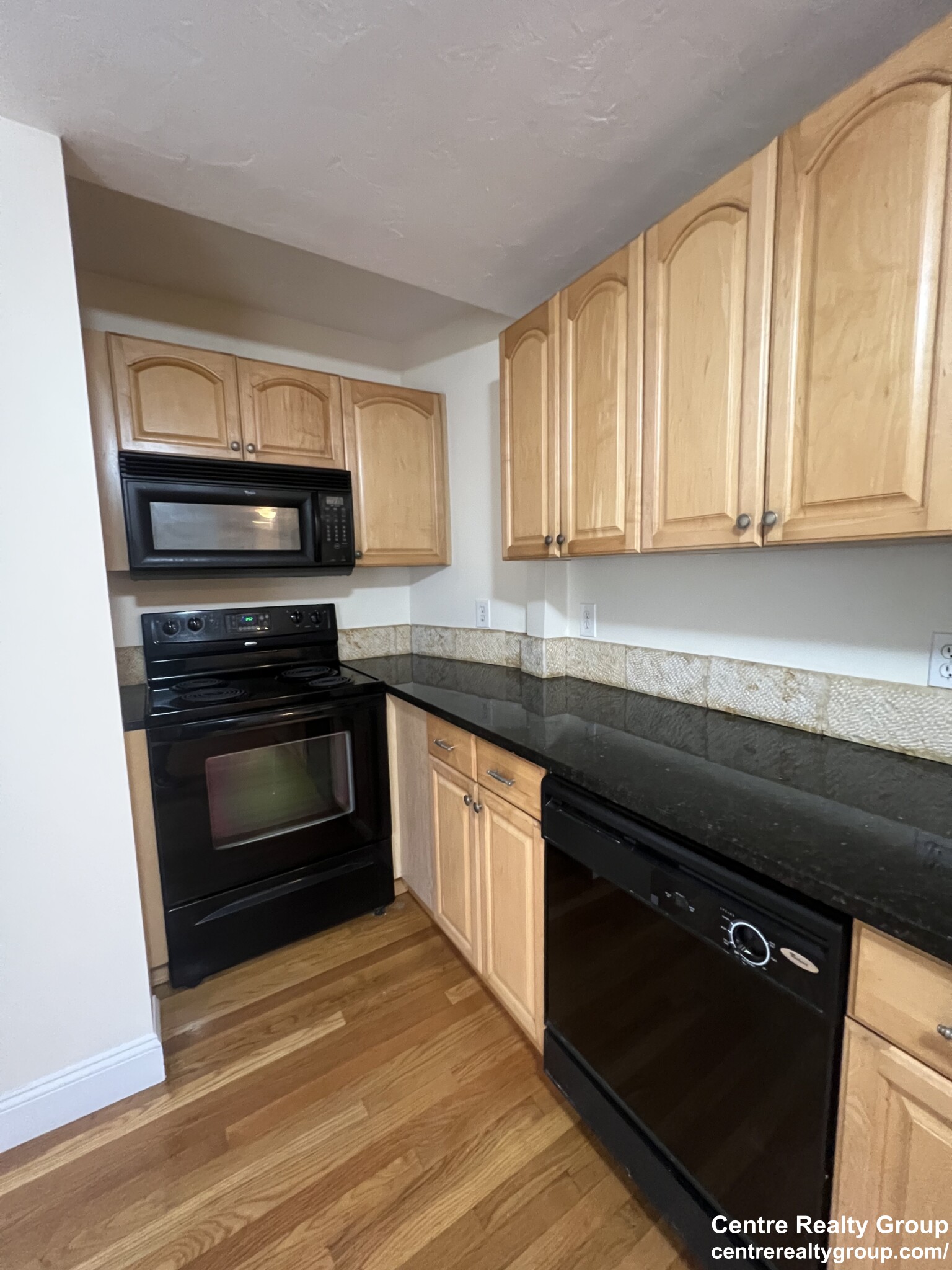3 bed, 1 bath apartment for rent at 257 Charles St Unit 3, Banks Square — photo 19 of 20