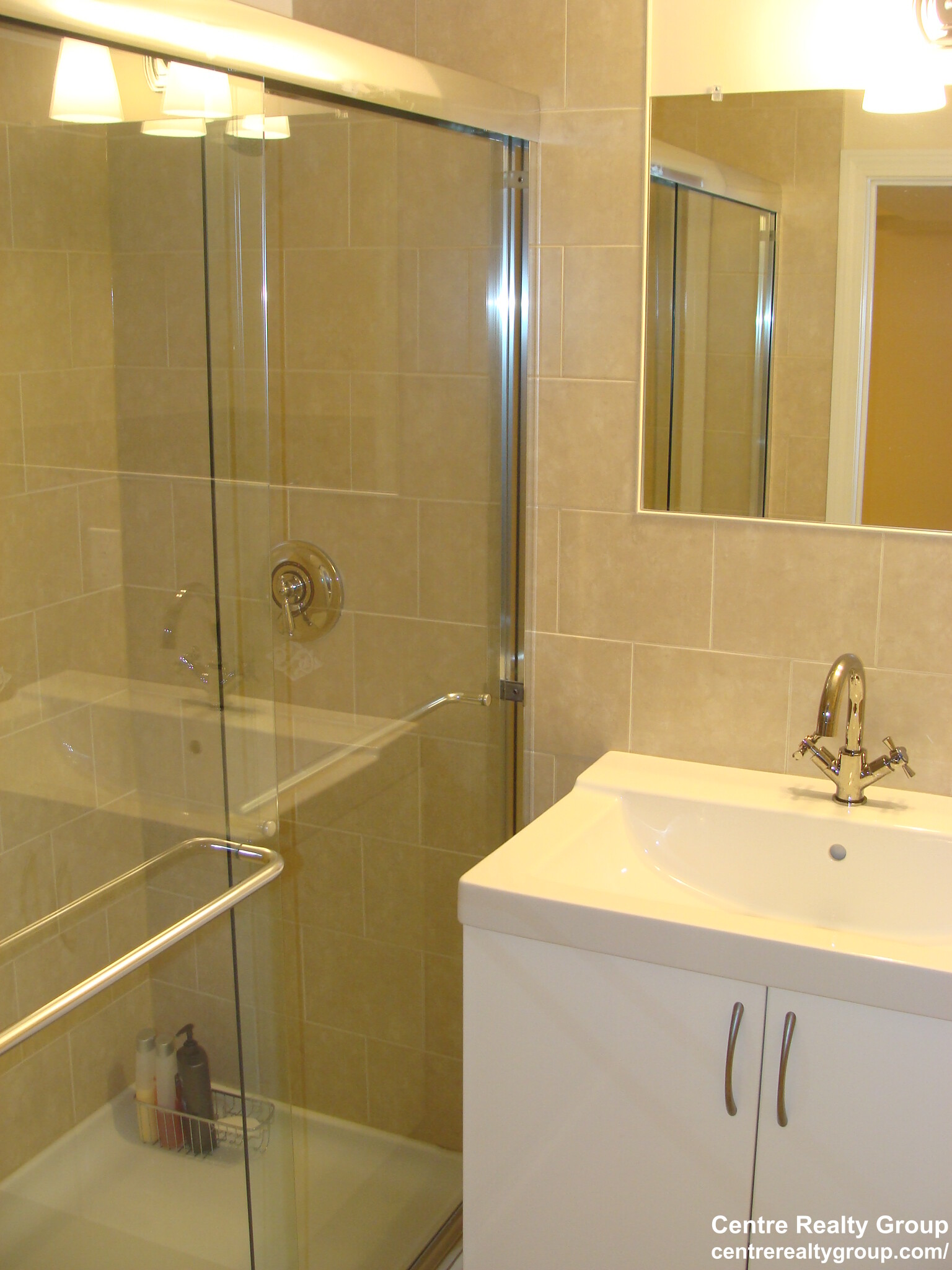 2.5 bed, 2.5 bath apartment for rent at 89 Staniford St Unit 3, Auburndale — photo 14 of 16