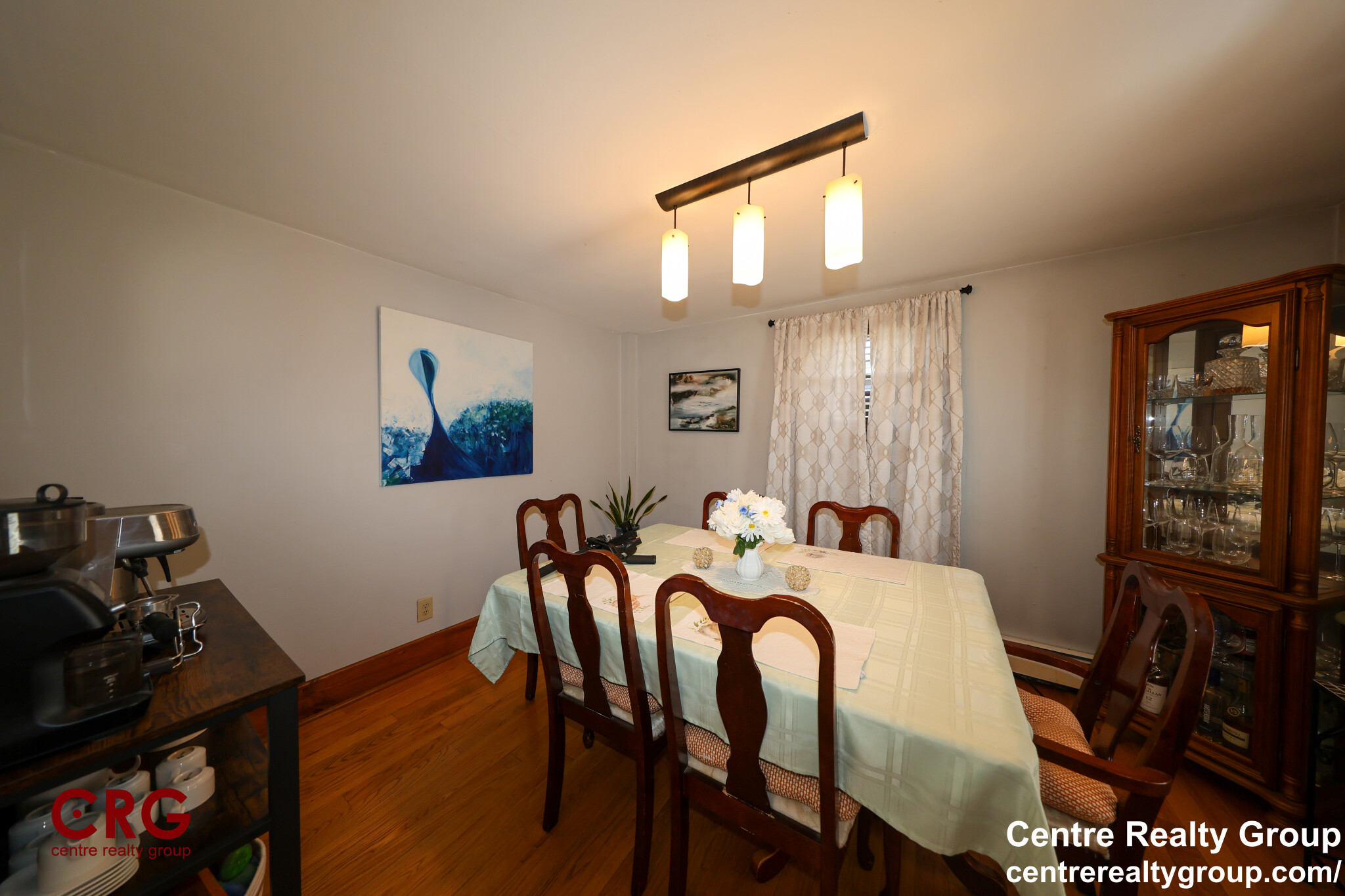 11 Beecher Ter, Newton Center