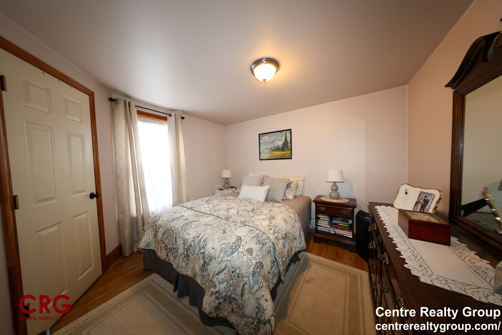 11 Beecher Ter, Newton Center