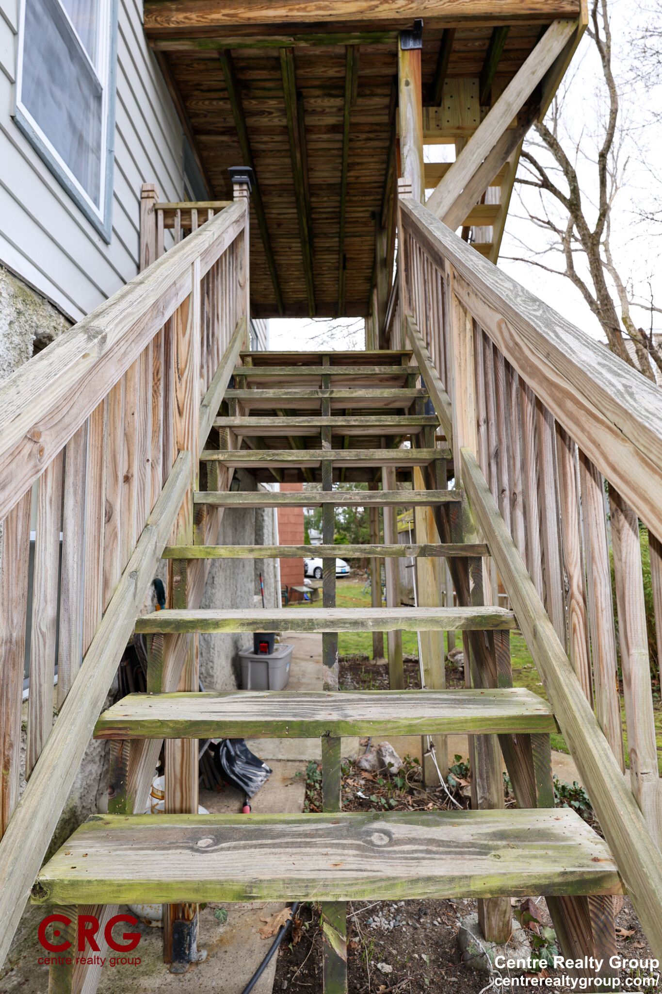 11 Beecher Ter, Newton Center