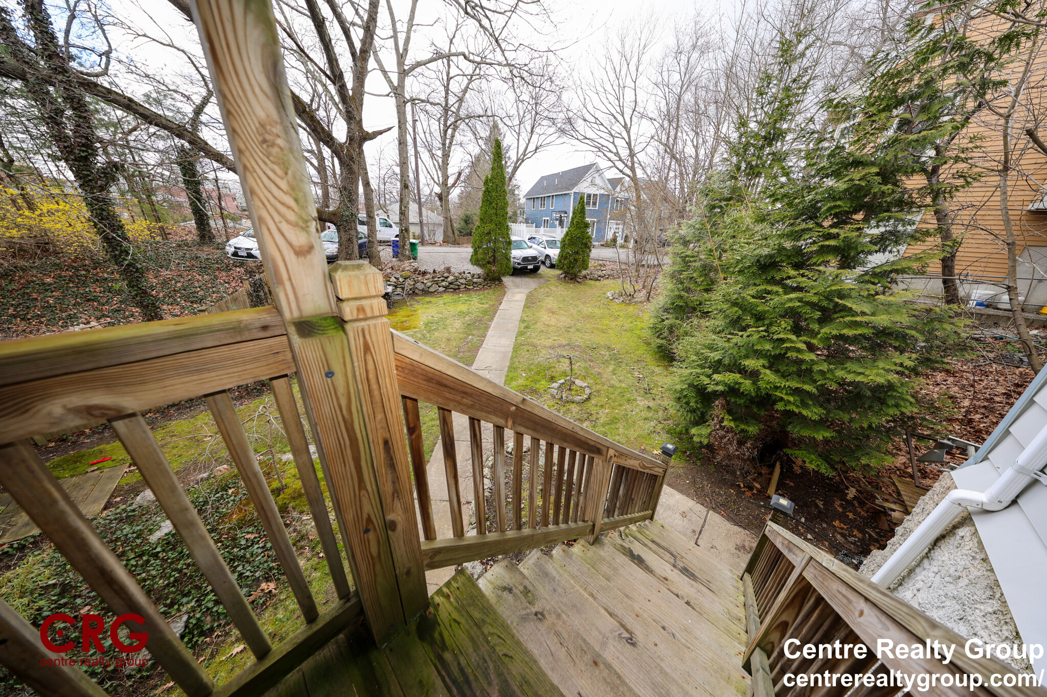 11 Beecher Ter, Newton Center