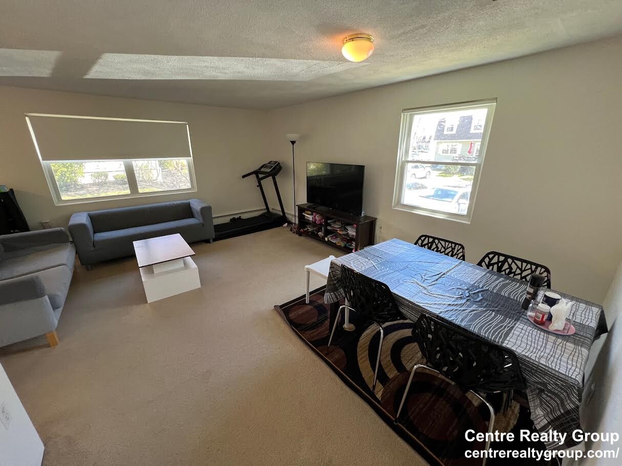 3 bed, 1.5 bath apartment for rent at 69 Saco St Unit 1, Newton Upper Falls — photo 8 of 25