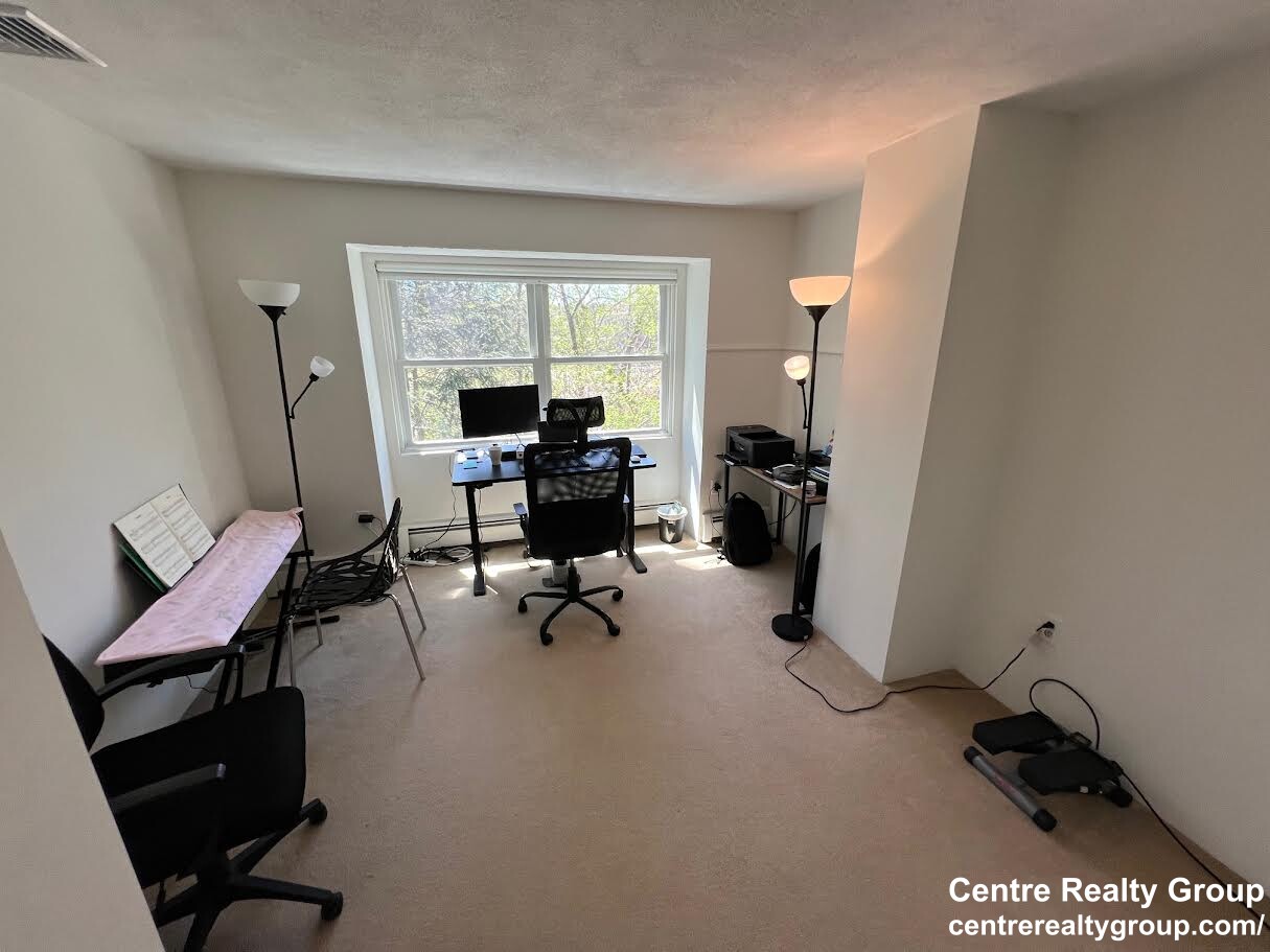 3 bed, 1.5 bath apartment for rent at 69 Saco St Unit 1, Newton Upper Falls — photo 11 of 25