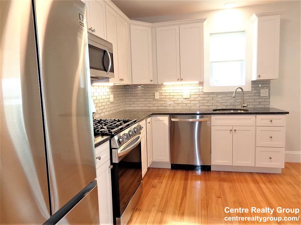 1 bed, 1 bath apartment for rent at 79 Washington Ave Unit 1, South Side — photo 10 of 13