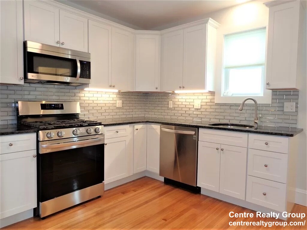 1 bed, 1 bath apartment for rent at 79 Washington Ave Unit 1, South Side — photo 11 of 13