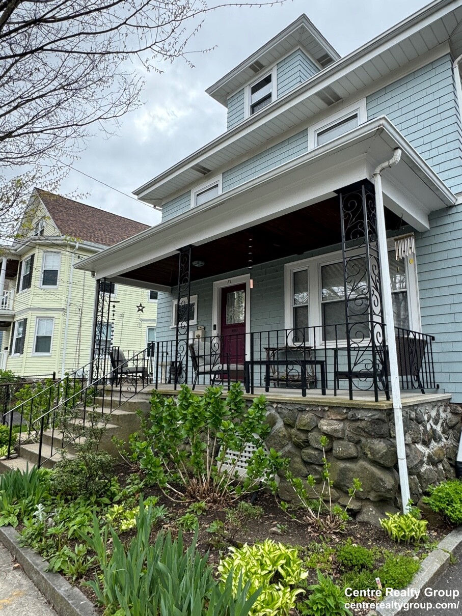 1 bed, 1 bath apartment for rent at 79 Washington Ave Unit 1, South Side — photo 1 of 13