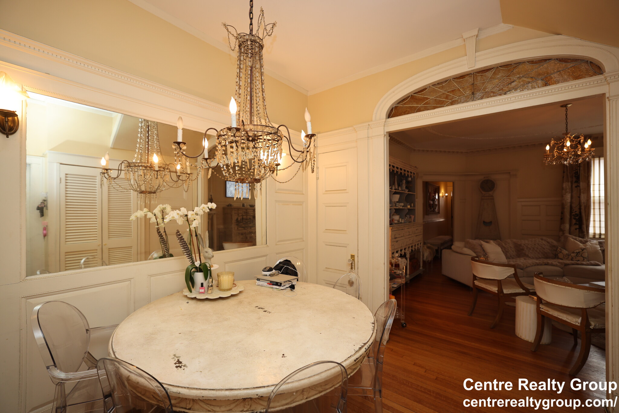 306 Commonwealth Ave, Back Bay