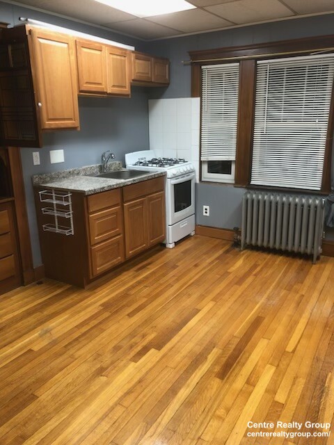 1 bed, 1 bath apartment for rent at 204 High St Unit 1, South Side — photo 4 of 6