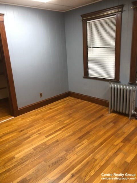 1 bed, 1 bath apartment for rent at 204 High St Unit 1, South Side — photo 3 of 6