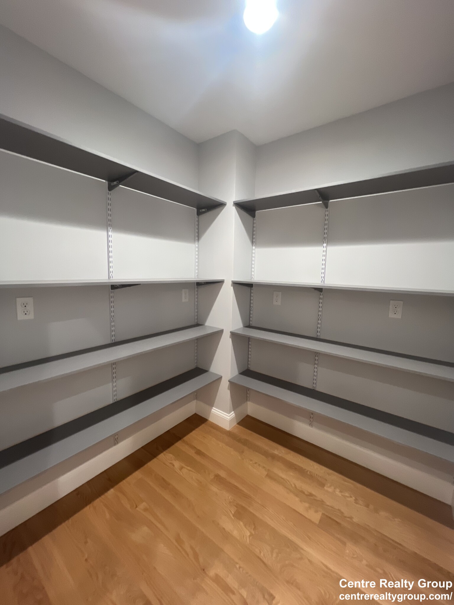 4 bed, 3.5 bath apartment for rent at 83 Parmenter Rd Unit 1, South Side — photo 12 of 26