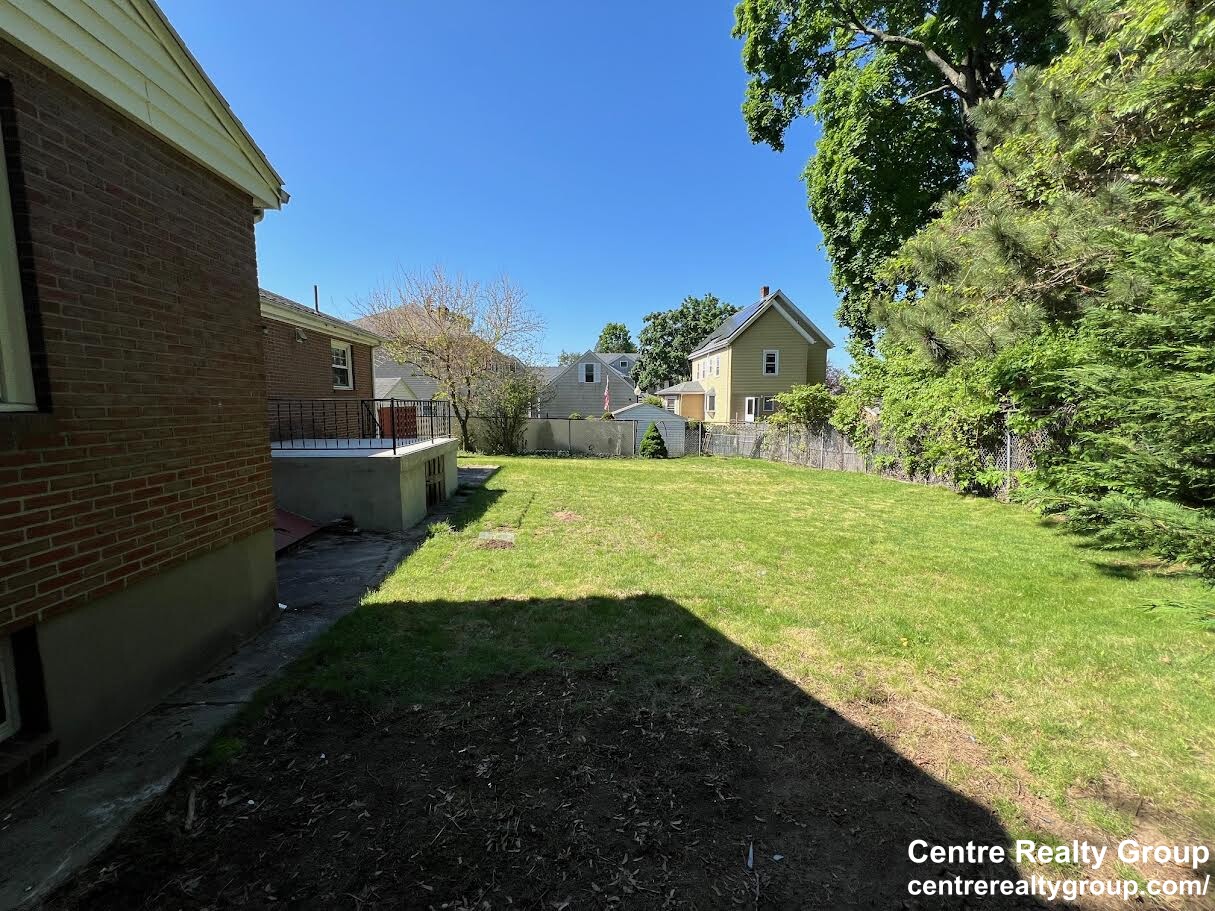 3 bed, 2 bath apartment for rent at 207 Cherry St Unit 1, West Newton — photo 16 of 22