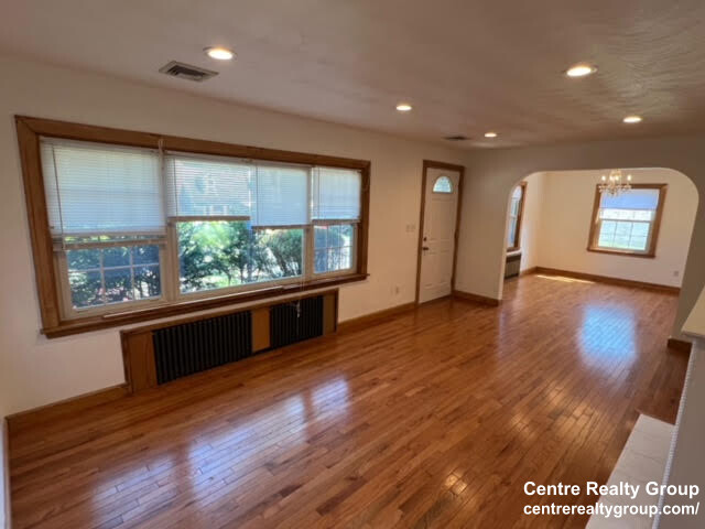 3 bed, 2 bath apartment for rent at 207 Cherry St Unit 1, West Newton — photo 8 of 22