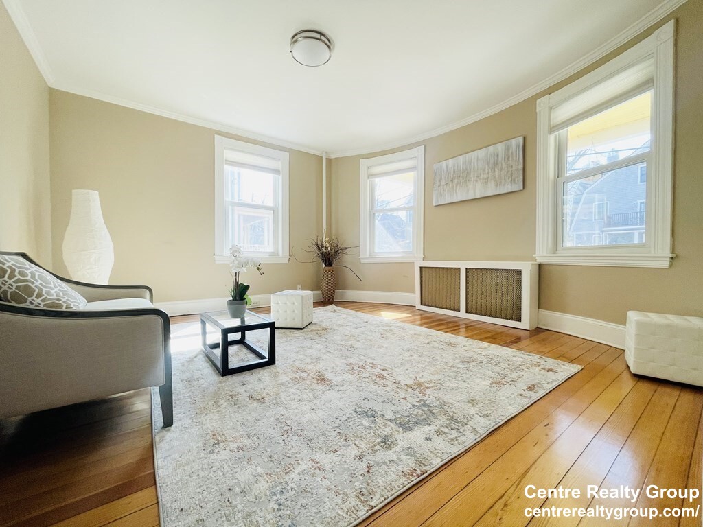 1 bed, 1 bath apartment for rent at 80 Central Ave Unit 1, Newtonville — photo 4 of 10