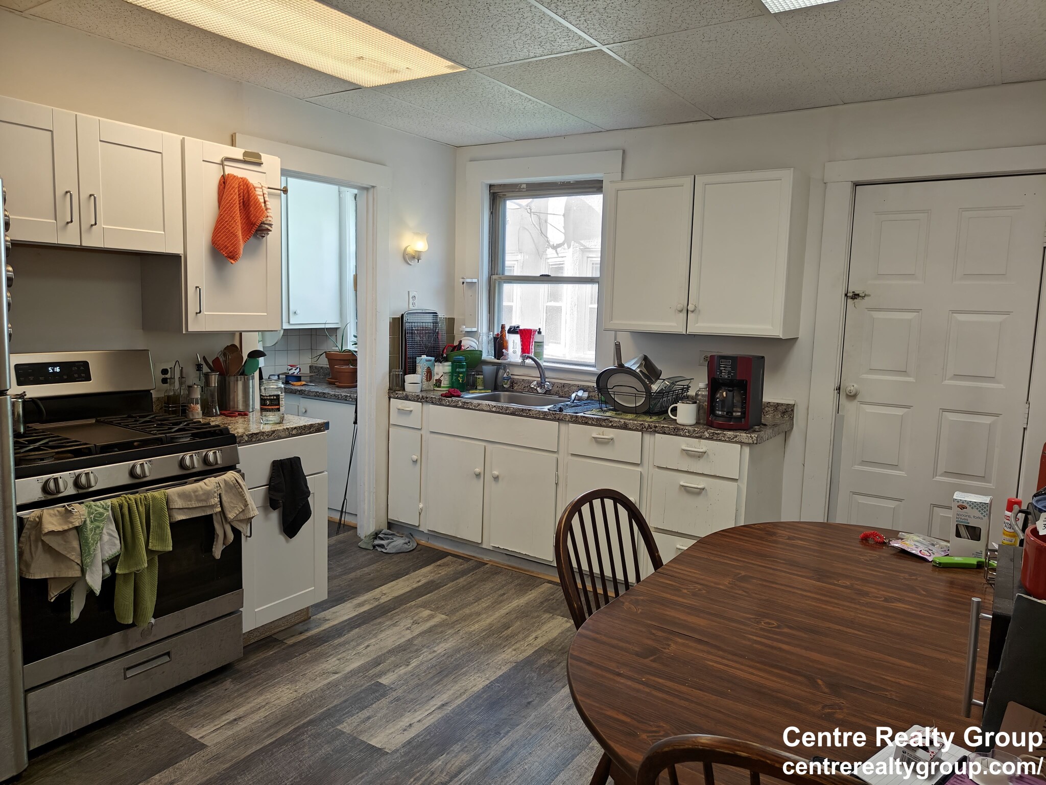 1.5 bed, 1 bath apartment for rent at 3 Dexter Ave Unit A, South Side — photo 5 of 7