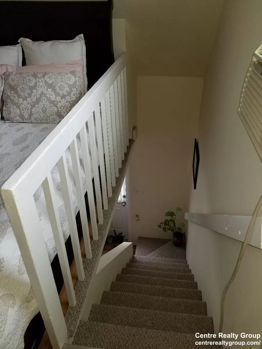 1 bed, 1 bath apartment for rent at 49 Harvard St Unit 1, Banks Square