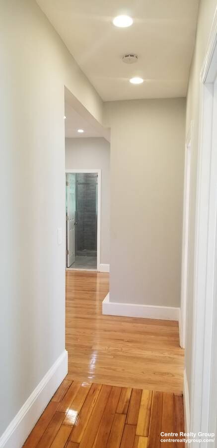 164 Hyde Park Ave, Jamaica Plain