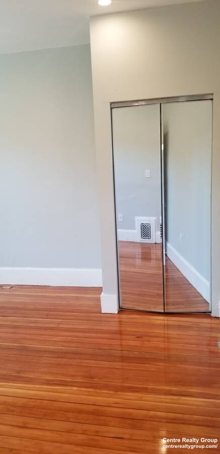 164 Hyde Park Ave, Jamaica Plain