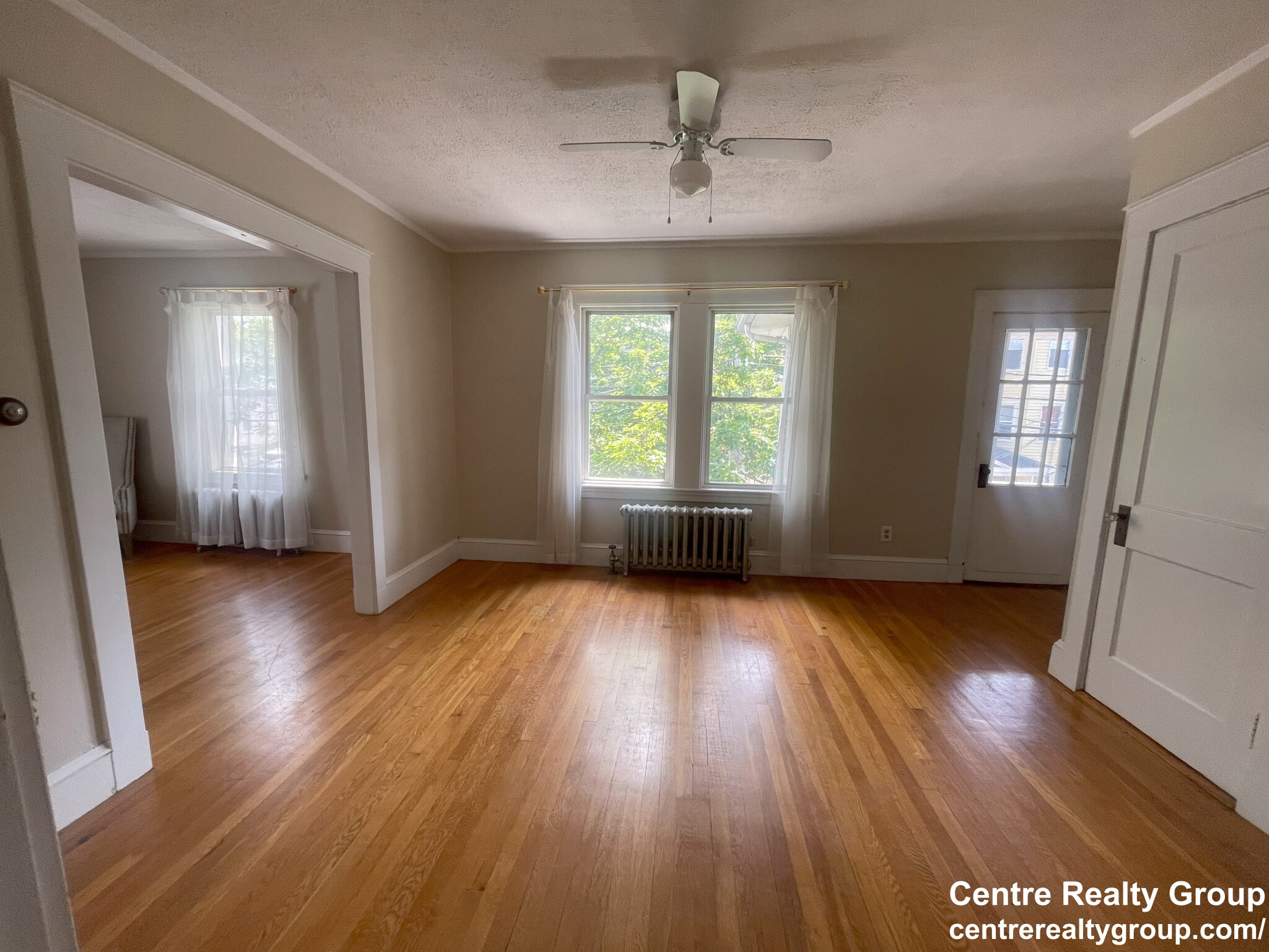 1.5 bed, 1 bath apartment for rent at 10 Derby St Unit 2f, South Side — photo 3 of 5