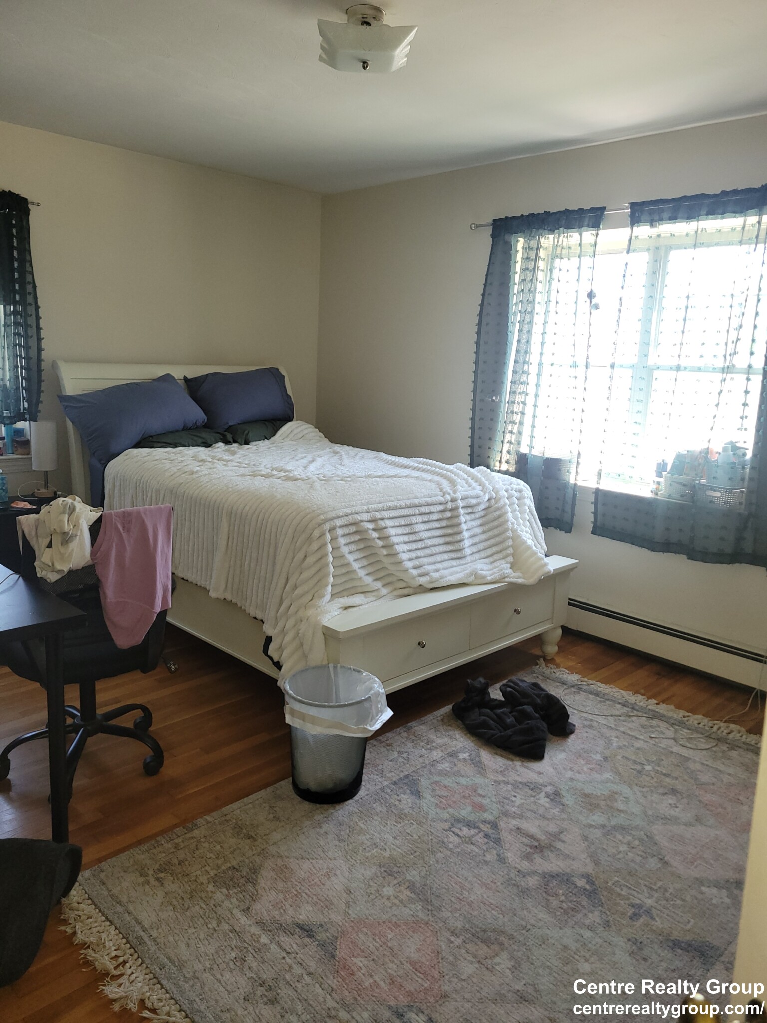 2 bed, 1 bath apartment for rent at 483 Centre St Unit 2, Newton Corner — photo 2 of 10