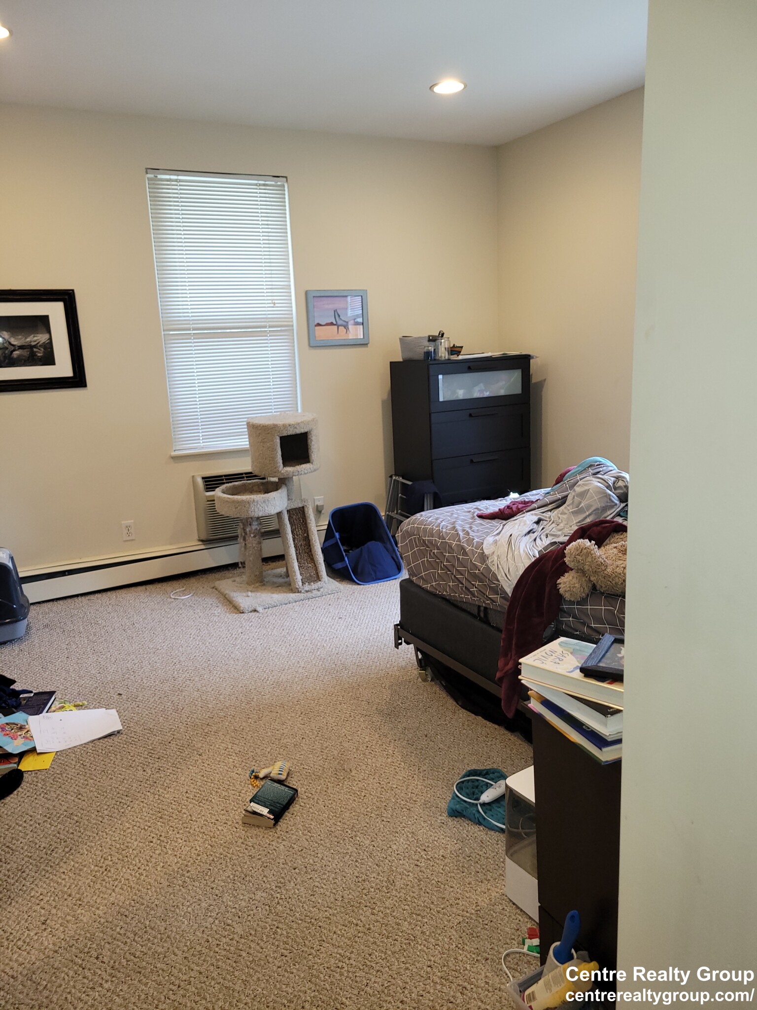 1 bed, 1 bath apartment for rent at 17 Prospect St Unit 3, Banks Square