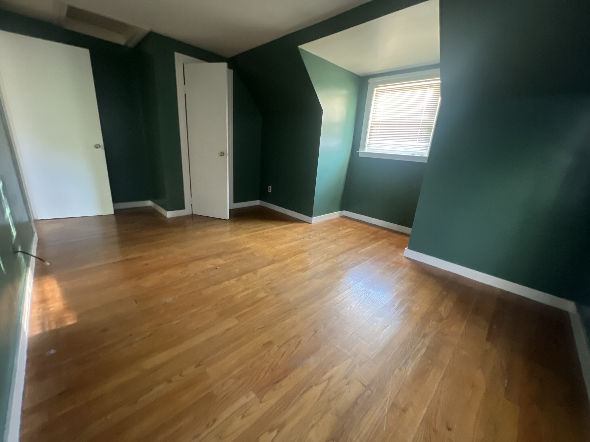 4 bed, 2 bath apartment for rent at 51 Bacon St Unit 1, Banks Square — photo 9 of 25