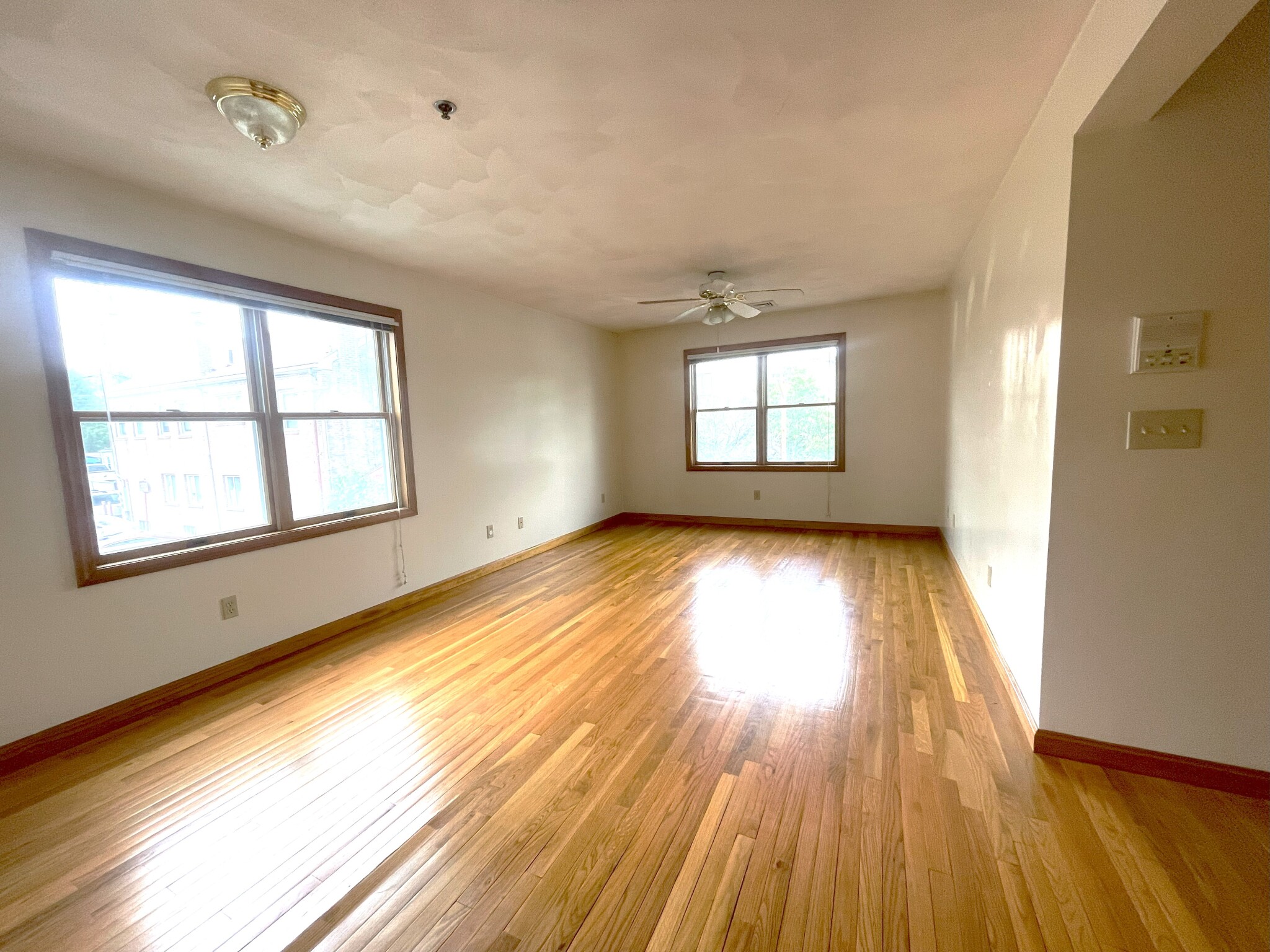 1.5 bed, 1 bath apartment for rent at 197 Newton St Unit 1, South Side — photo 12 of 21