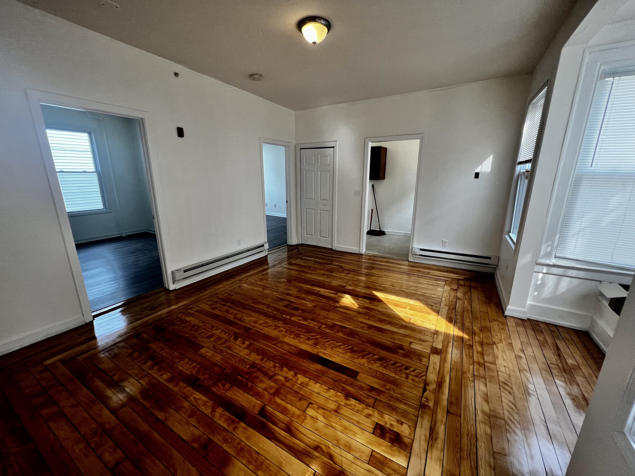 3-5 Woodbine St, Columbus Park