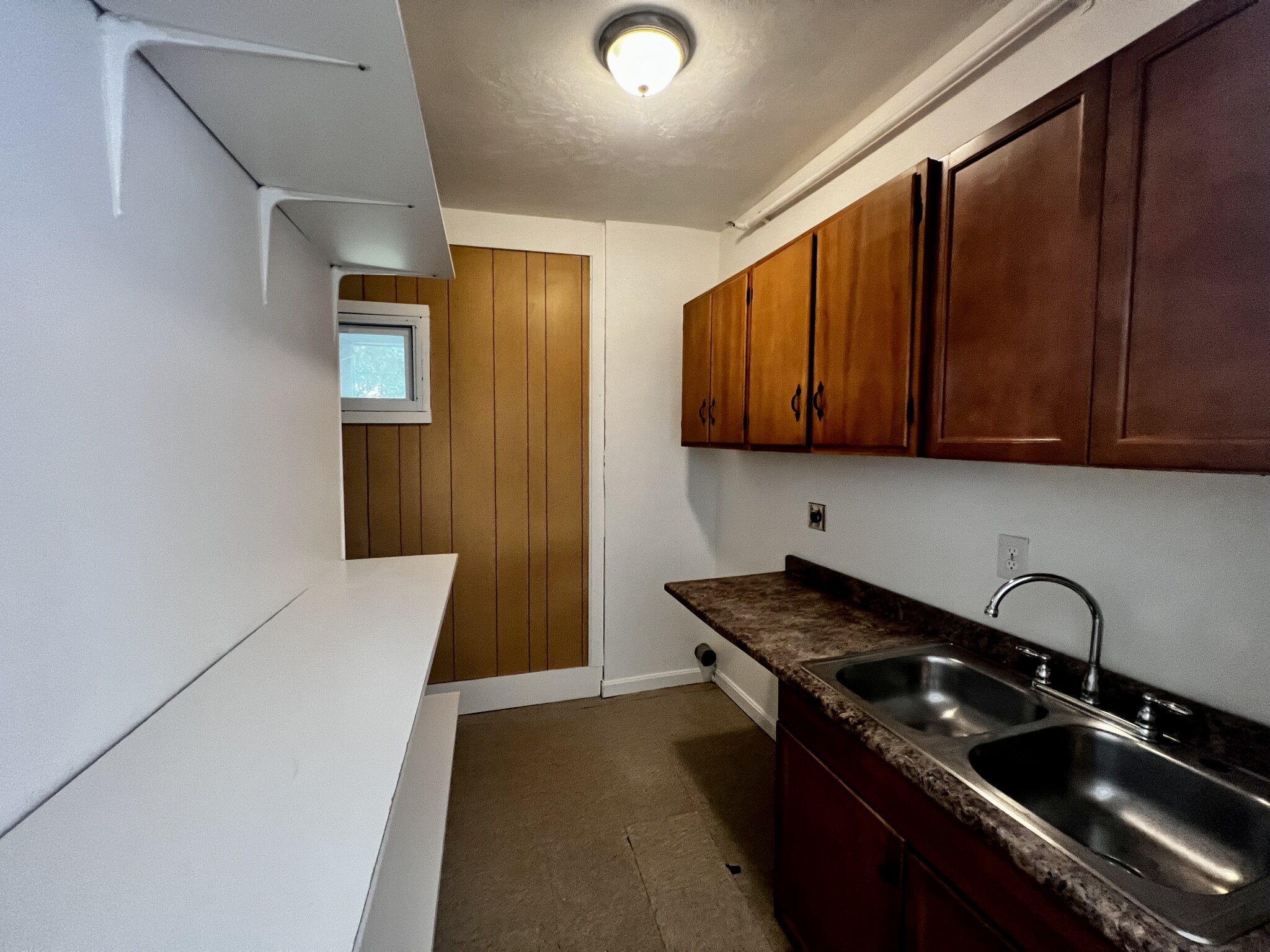 3-5 Woodbine St, Columbus Park