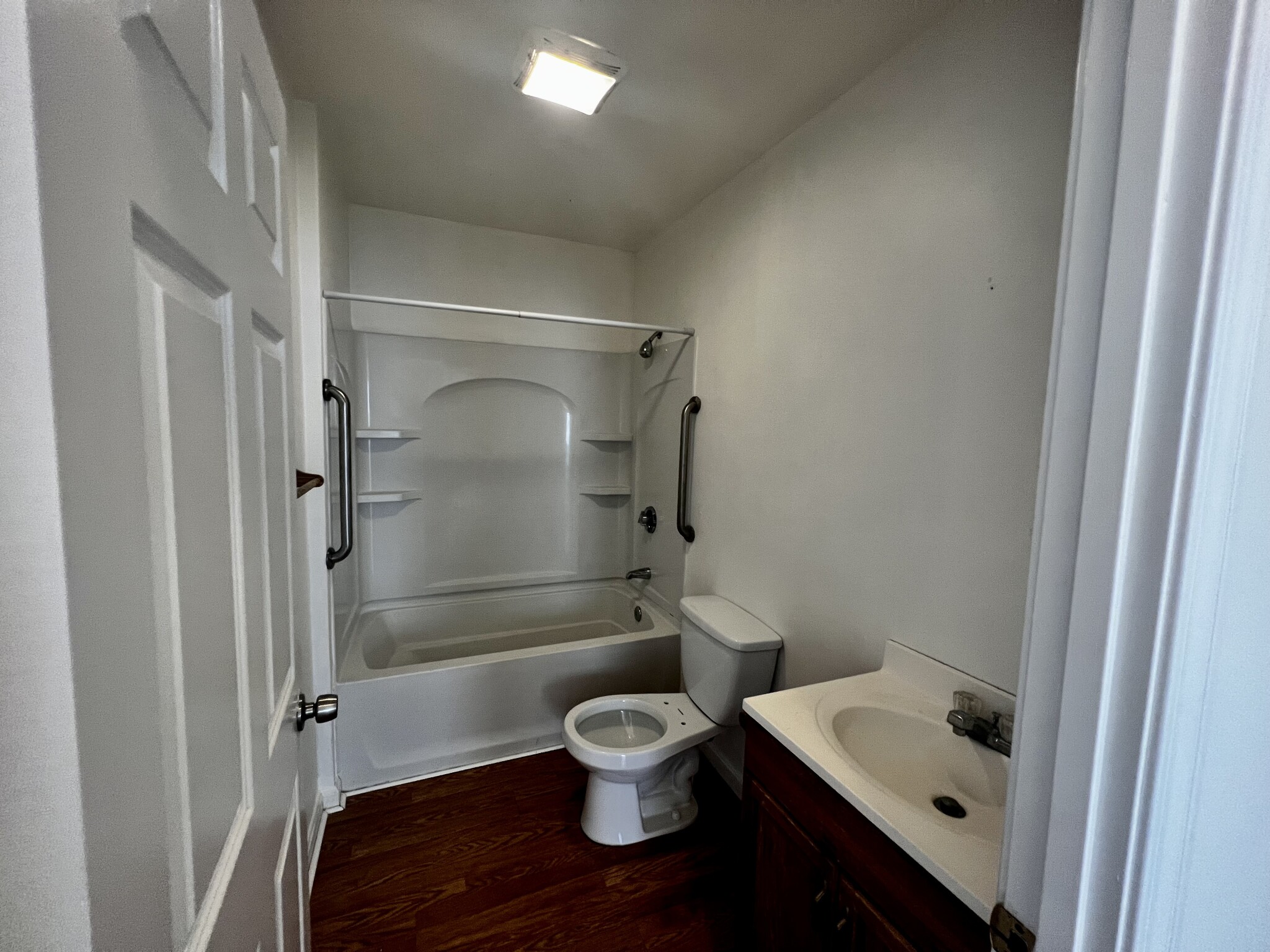 3-5 Woodbine St, Columbus Park