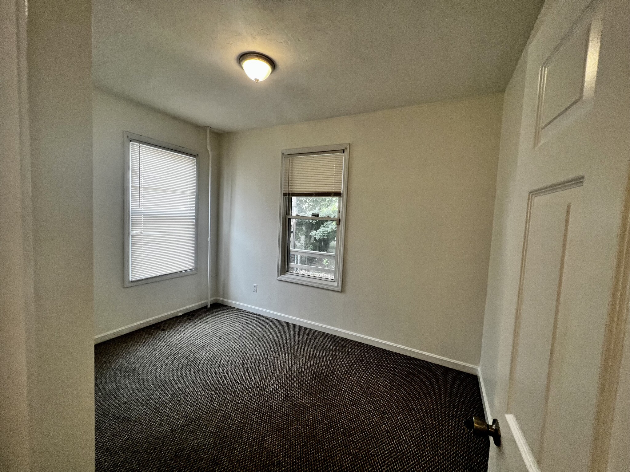 3-5 Woodbine St, Columbus Park