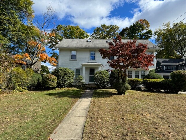 2 bed, 2 bath apartment for rent at 28 Brookside Ave Unit 2, Newtonville — photo 13 of 19
