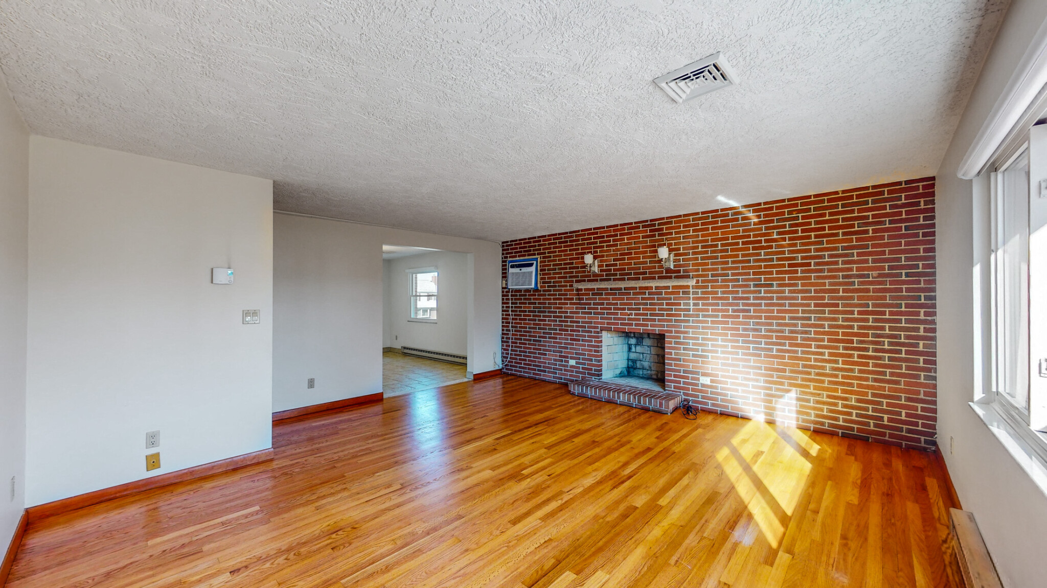 21 Ashmont Ave, Nonantum