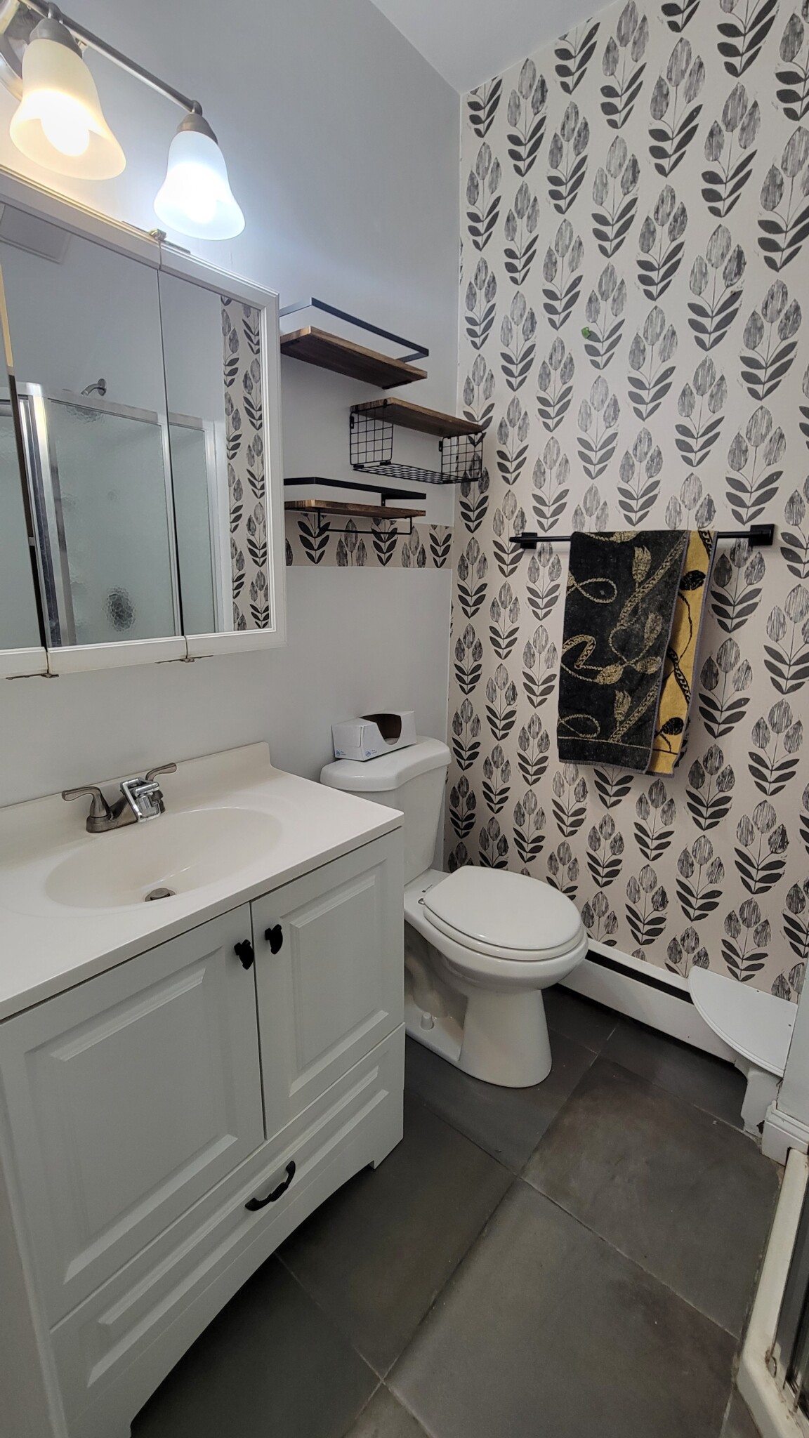 7 Cheever Ct, East Boston