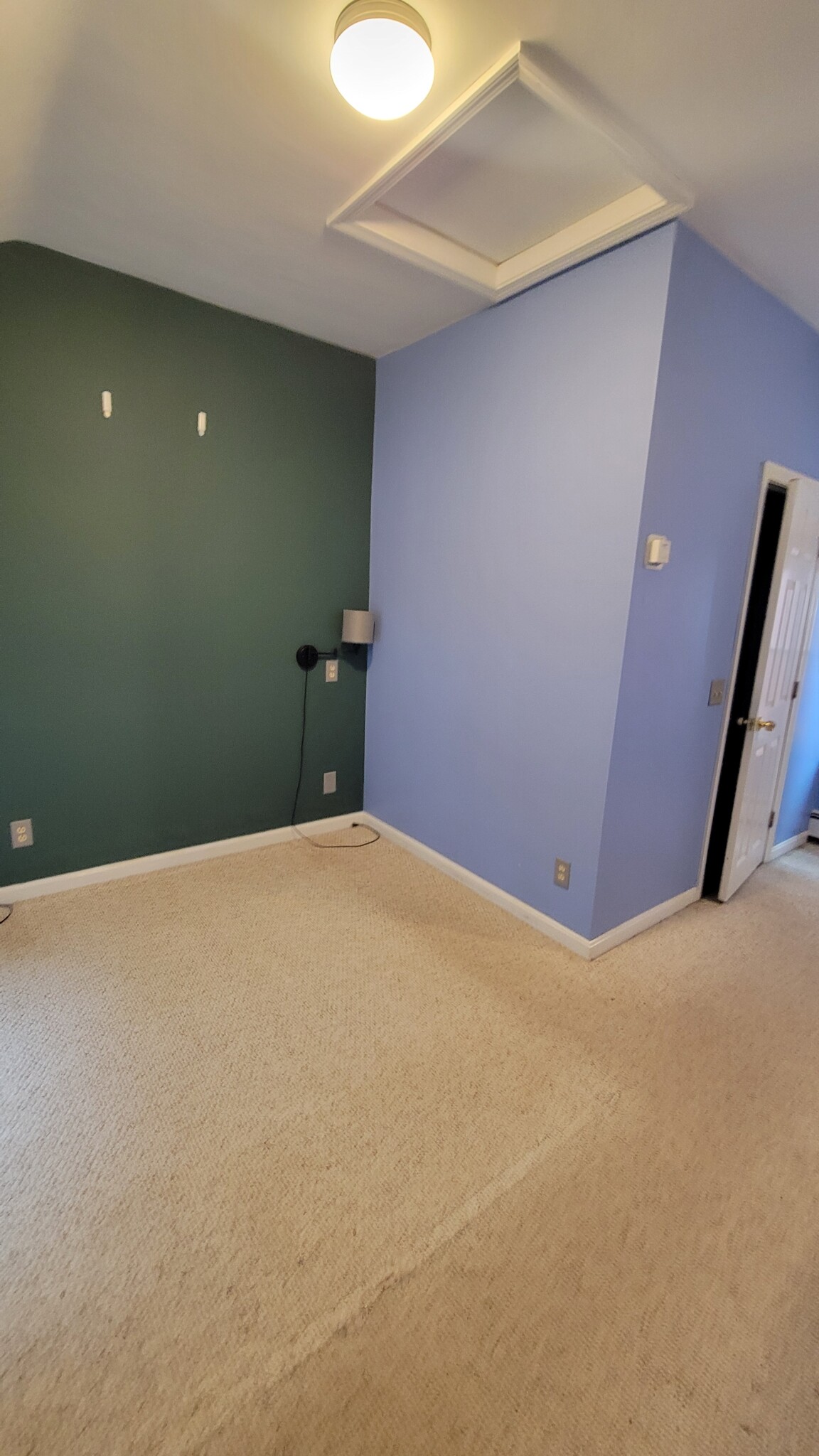 7 Cheever Ct, East Boston