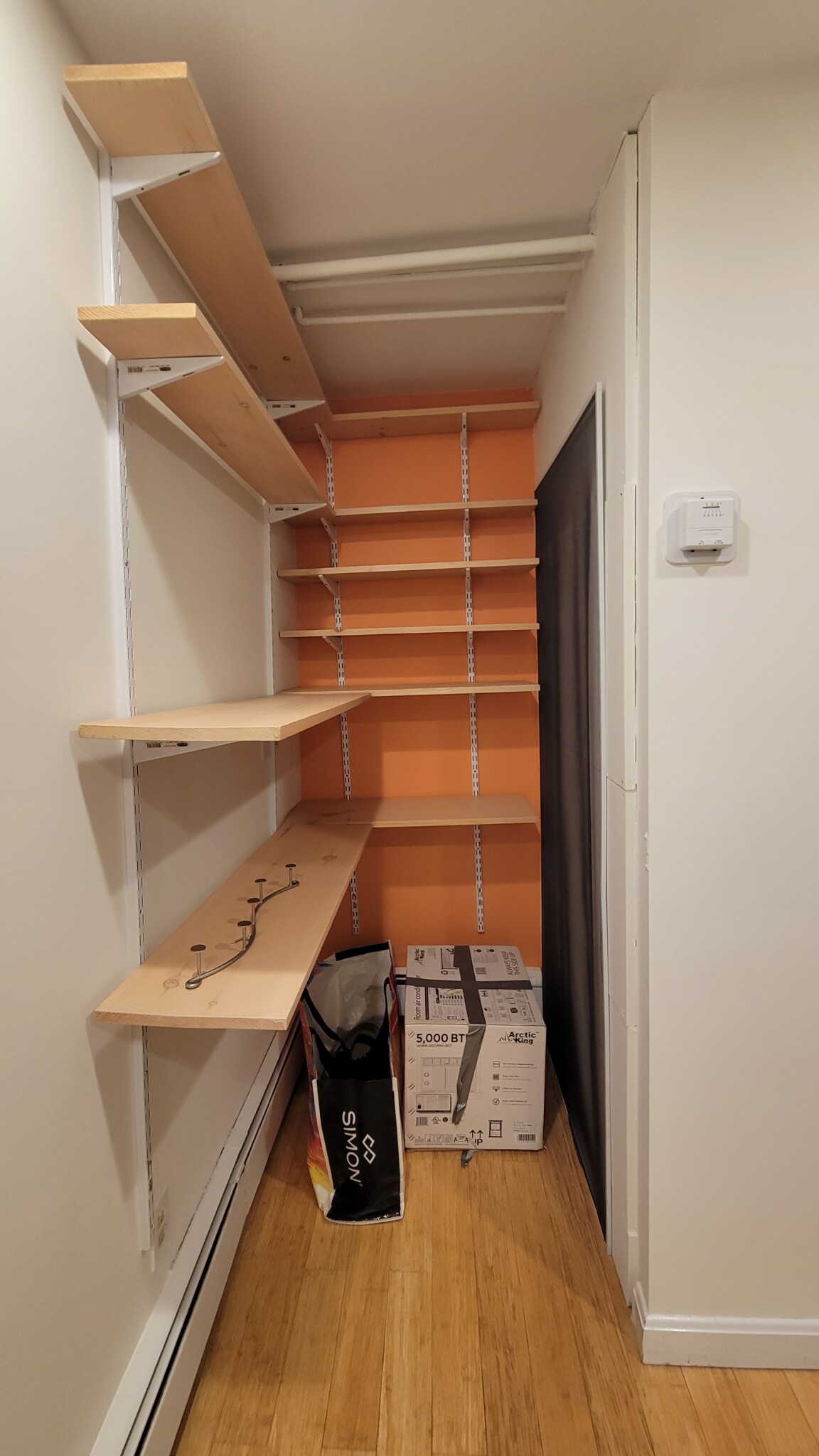 7 Cheever Ct, East Boston