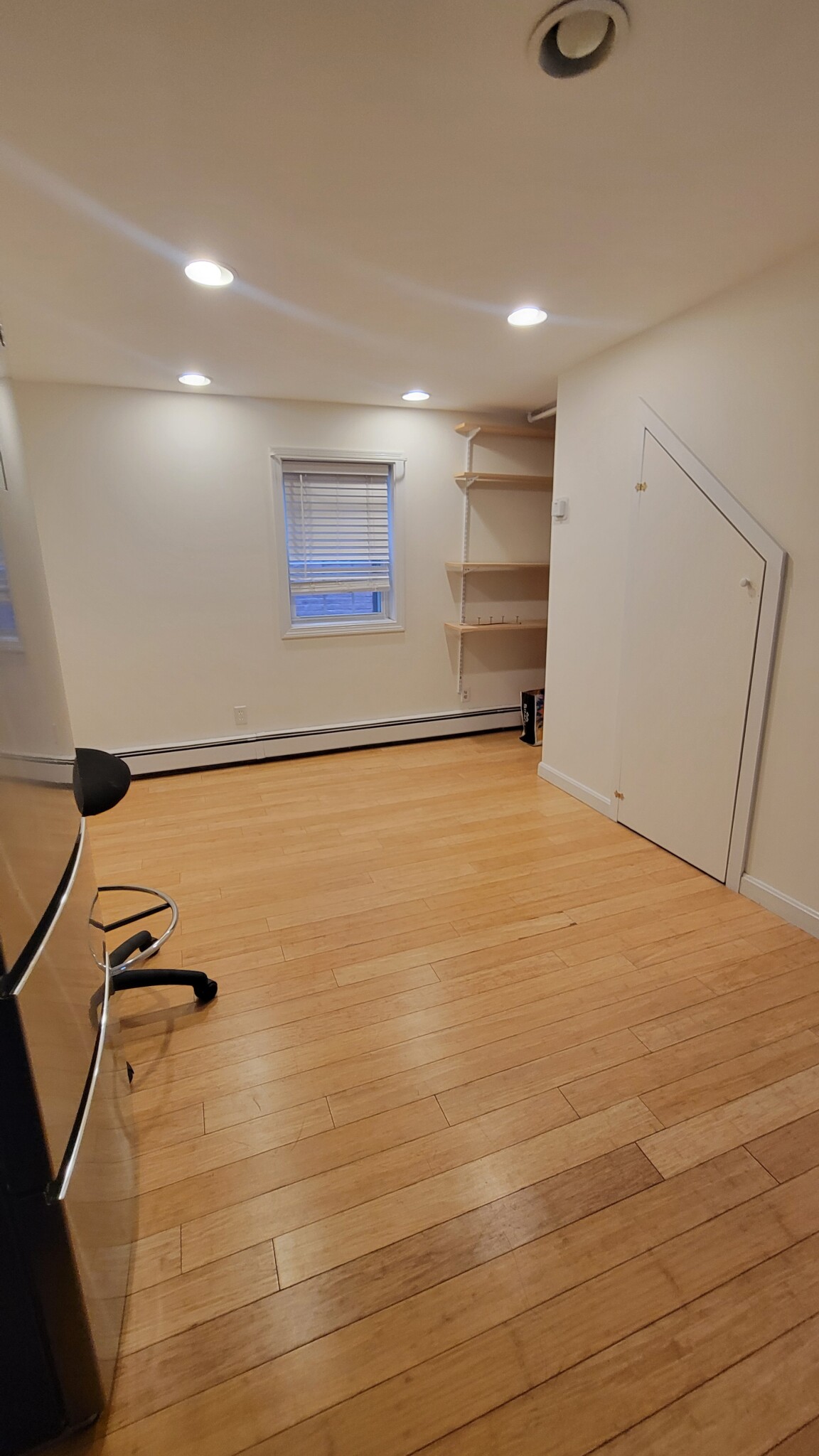 7 Cheever Ct, East Boston