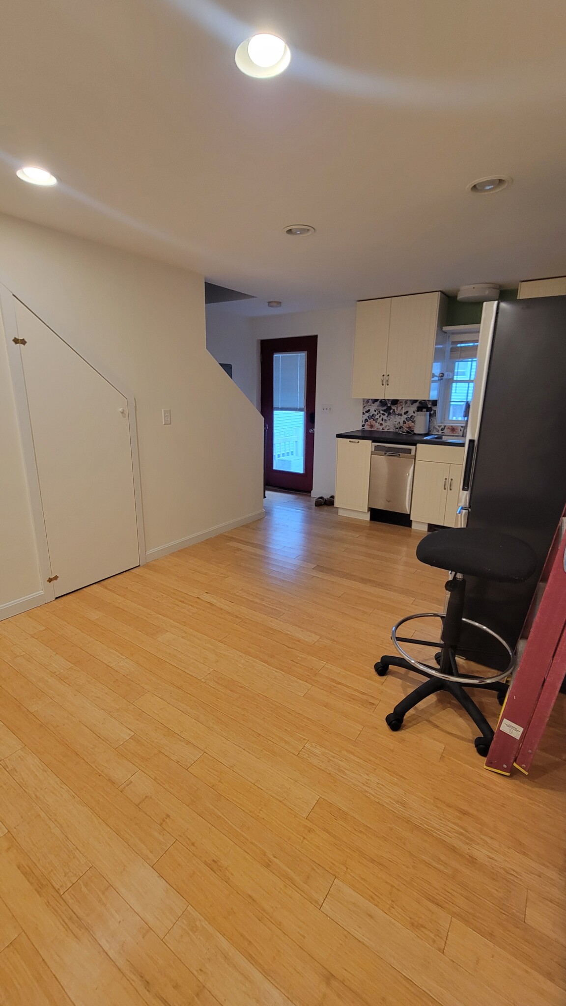 7 Cheever Ct, East Boston