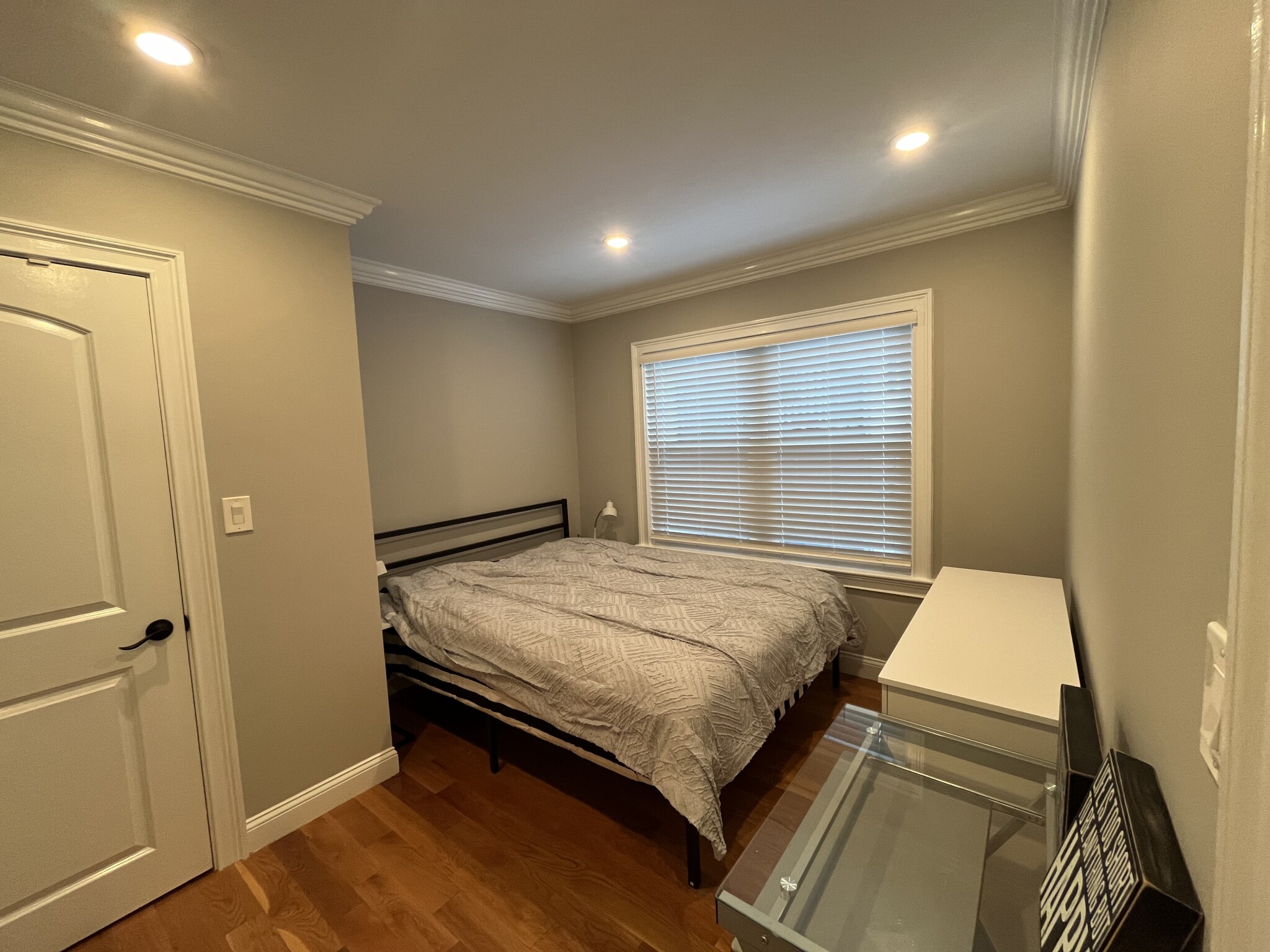 23-25 Rockledge St, Roxbury