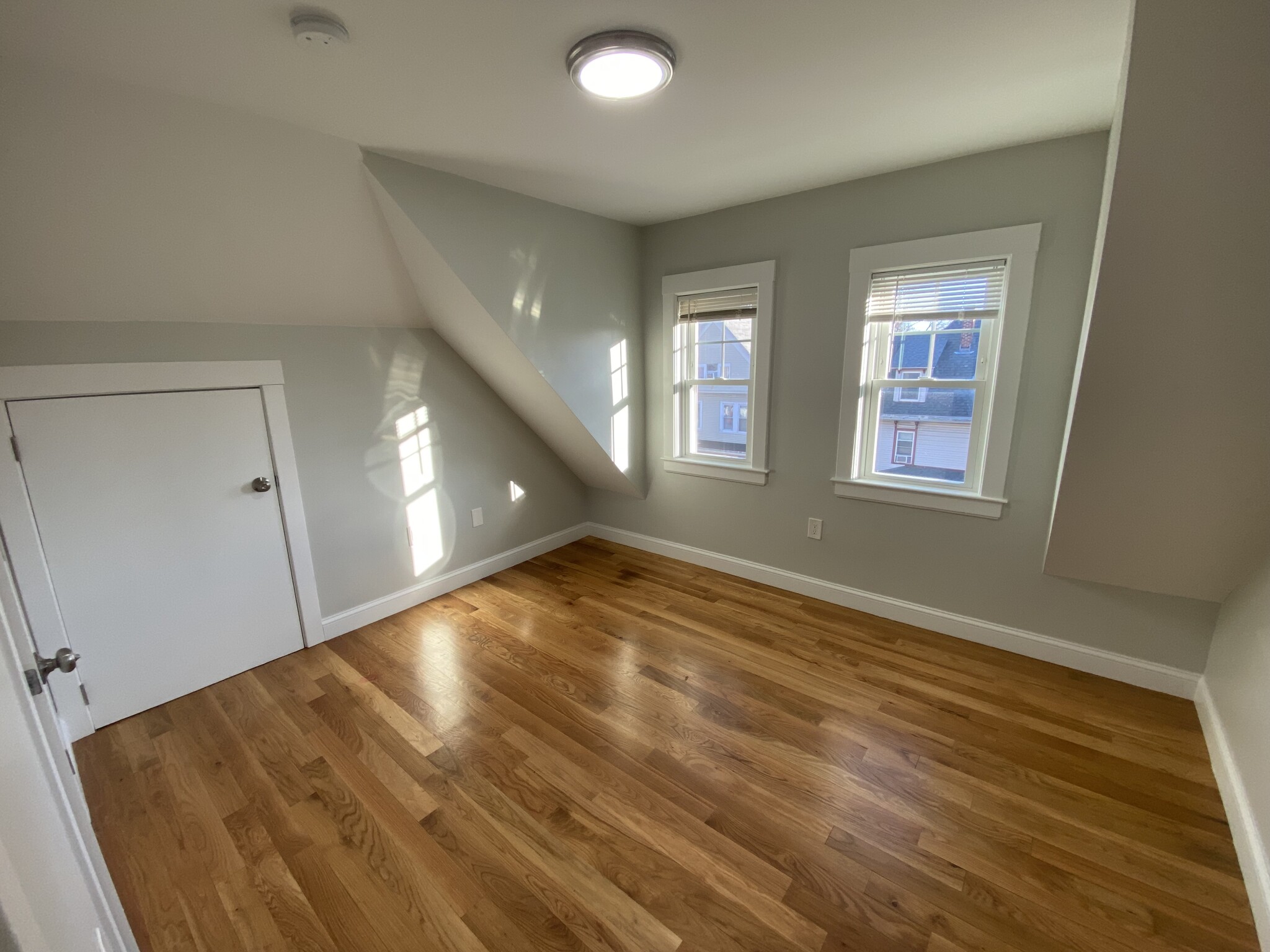 551 Park St, Dorchester