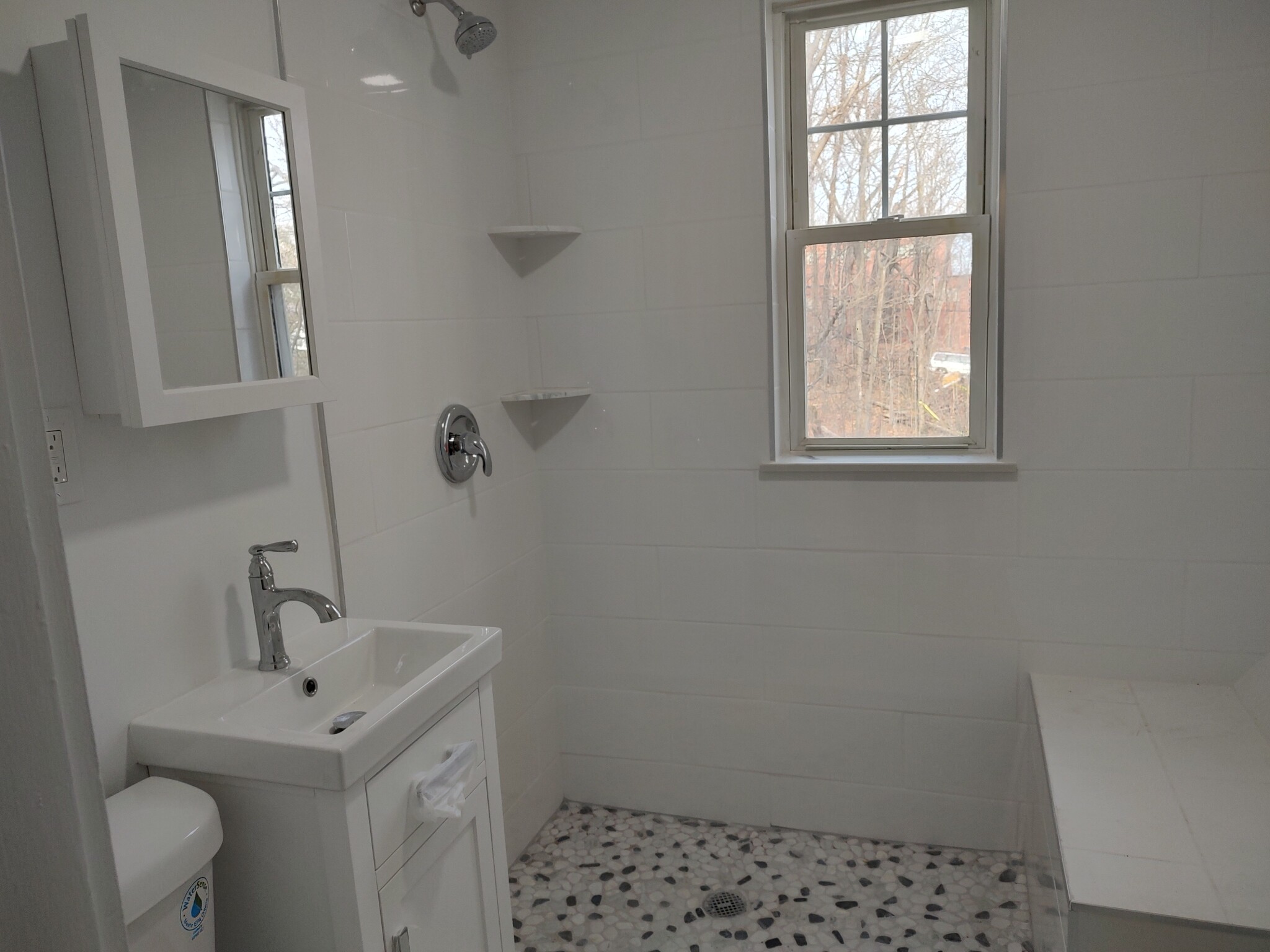 14 Elliot Ter, Newton Upper Falls