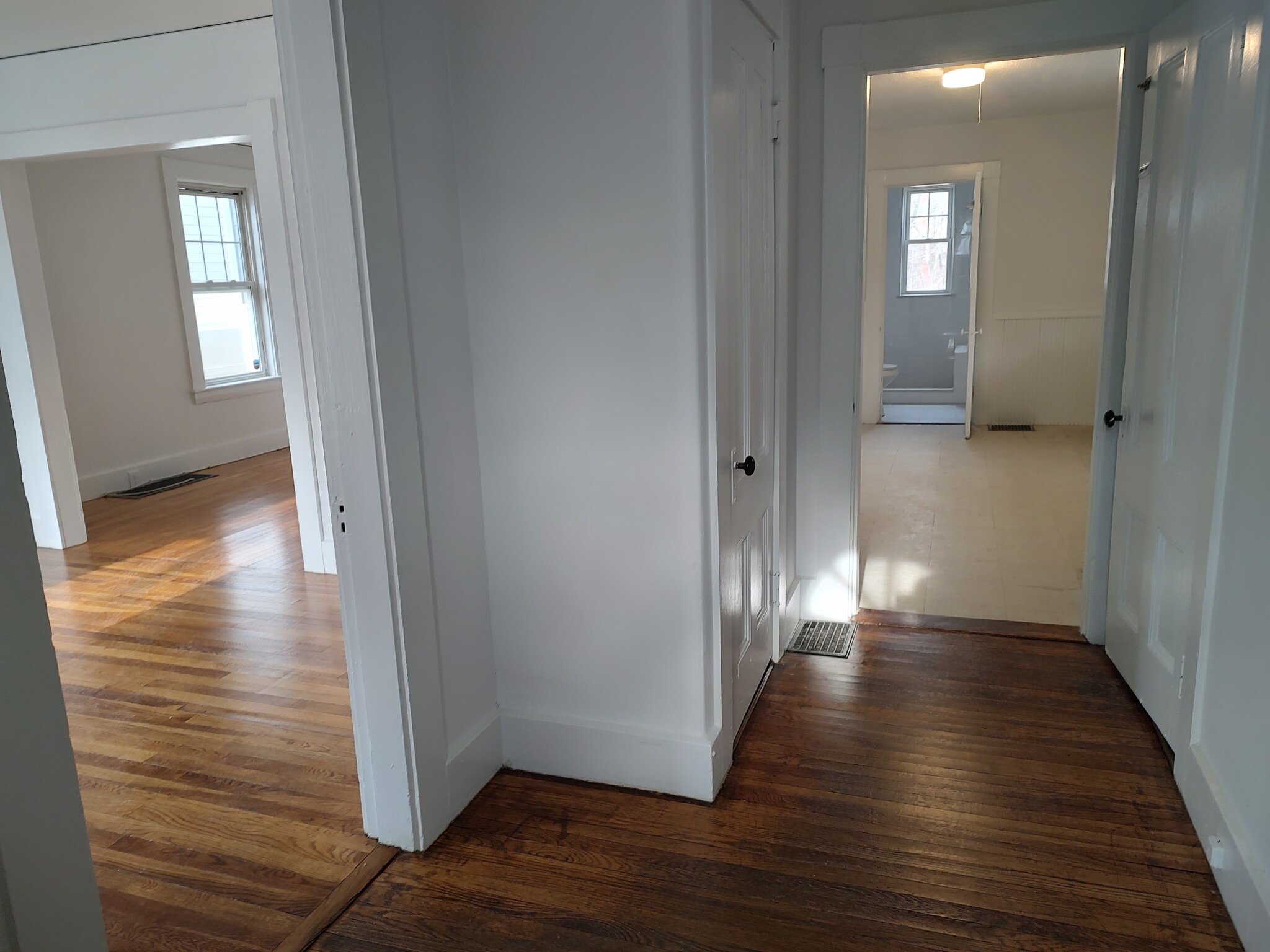 14 Elliot Ter, Newton Upper Falls