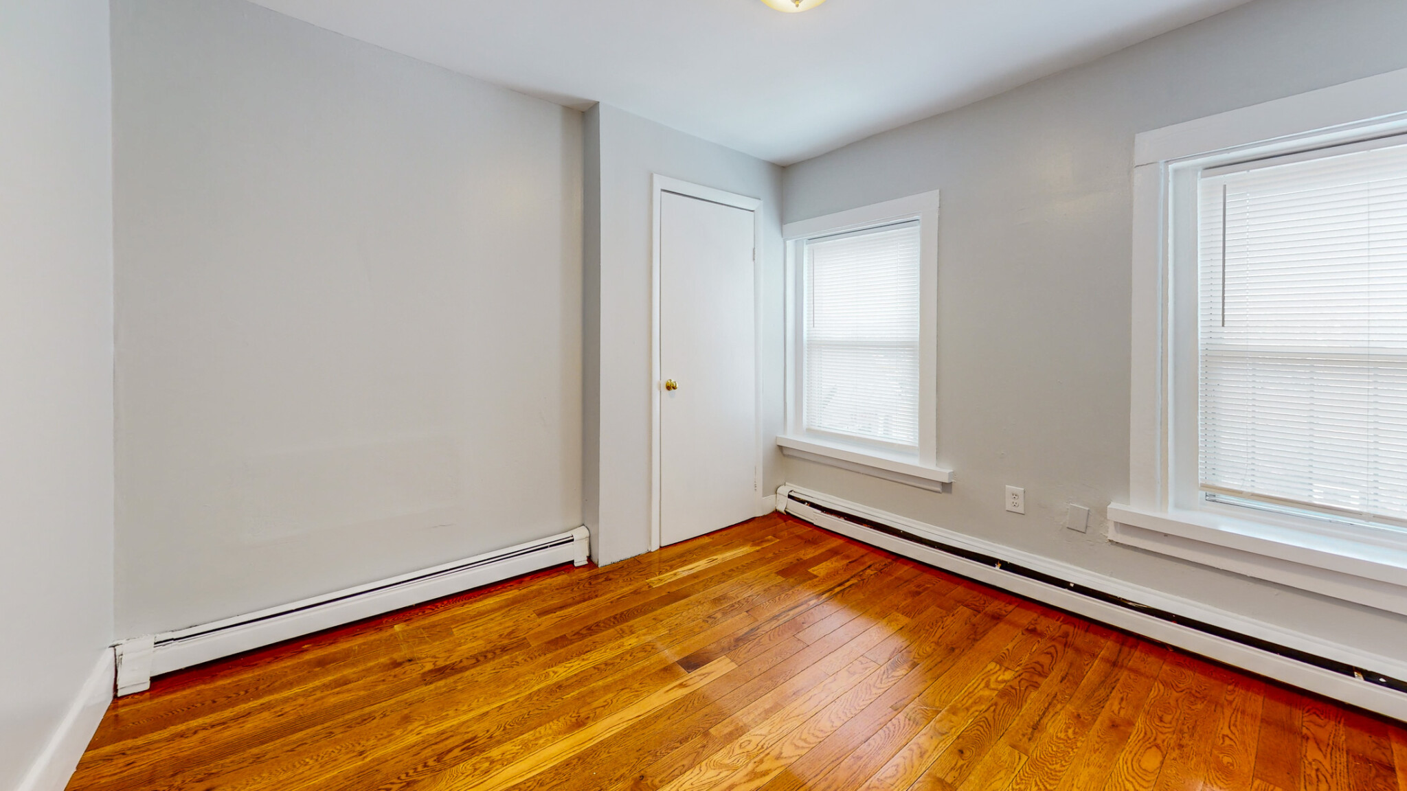 2999 Washington, Roxbury