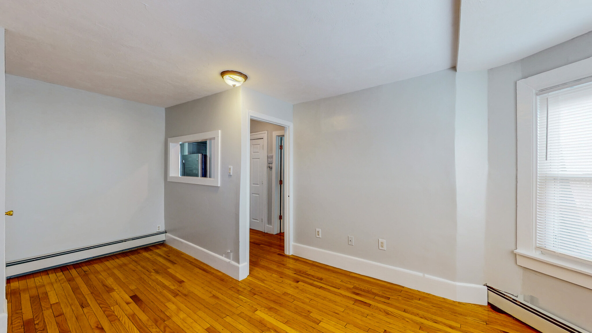 2999 Washington, Roxbury