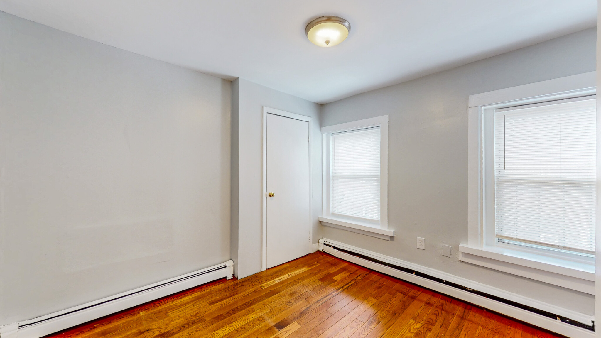 2999 Washington, Roxbury