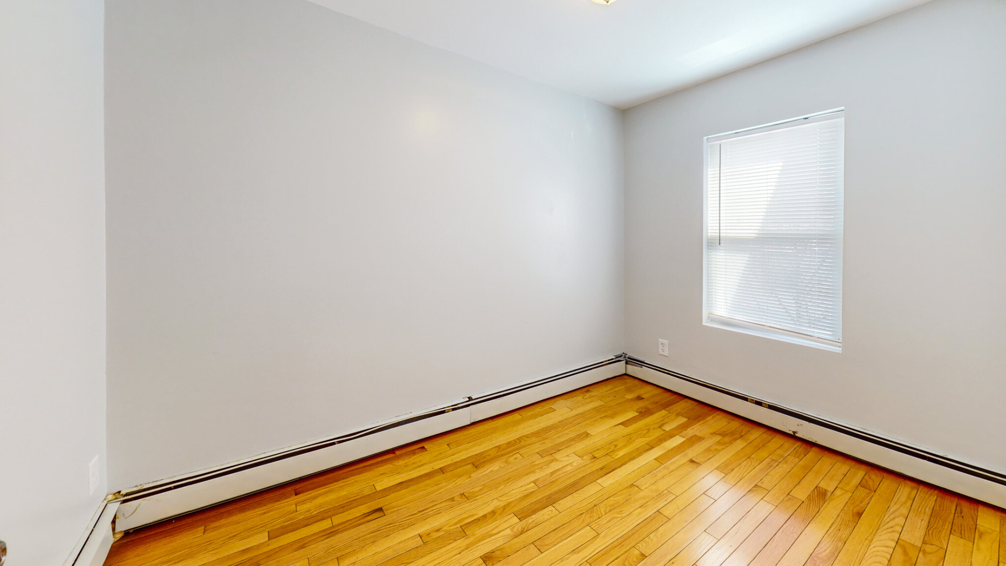 2999 Washington, Roxbury