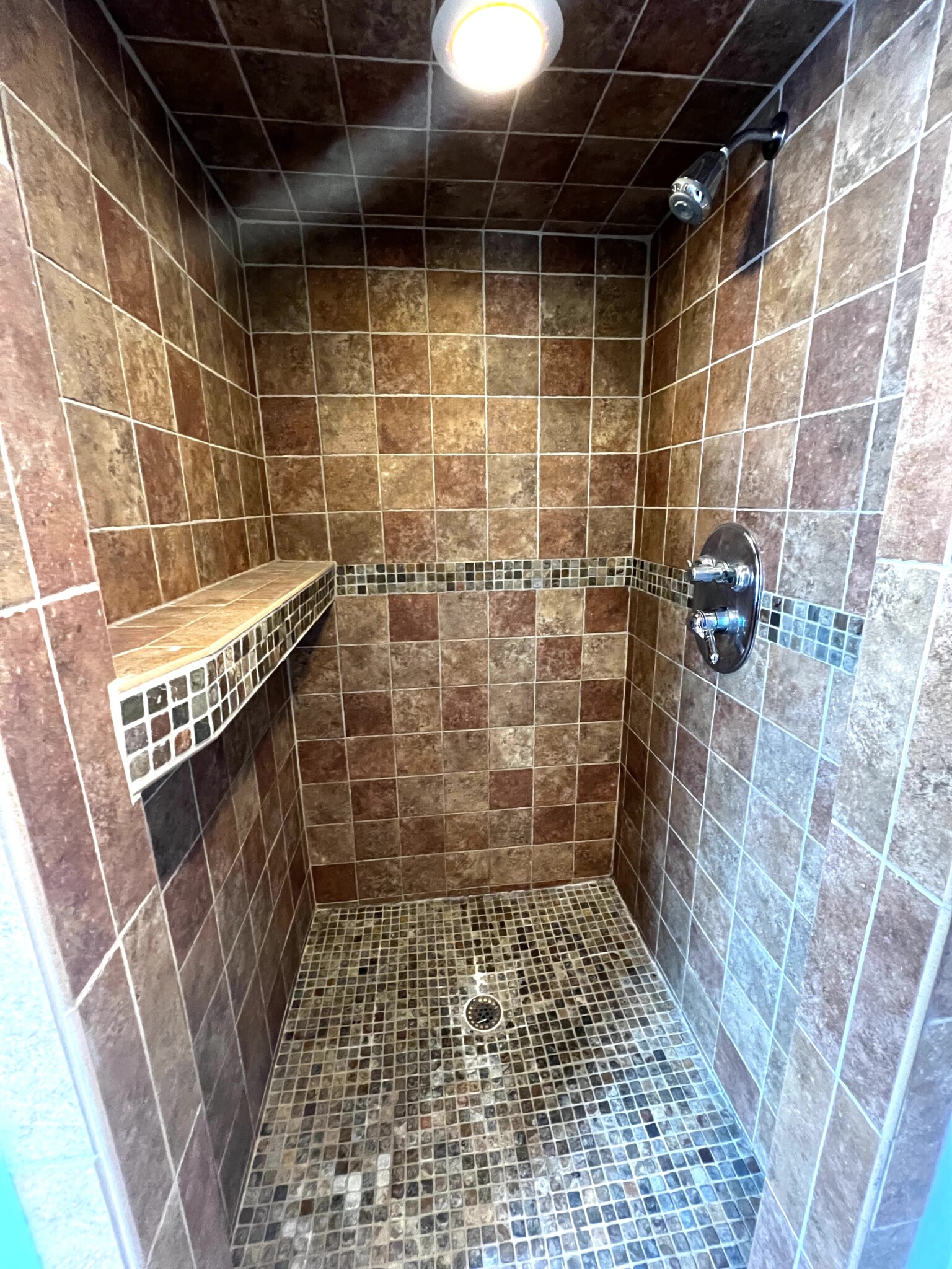 180 Hillside St, Mission Hill