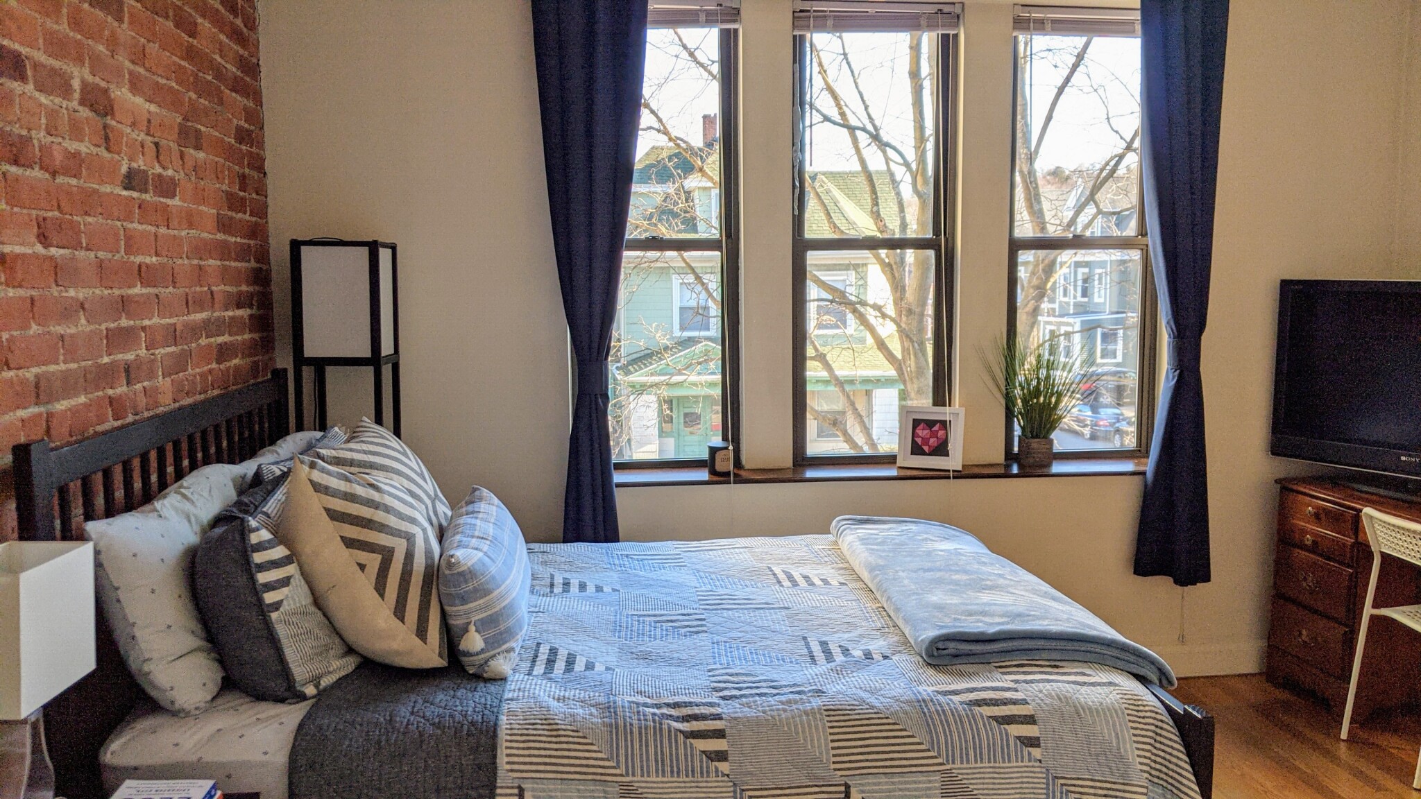 29 Brainerd Rd, Brighton